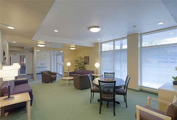 Church Square Commons Apartments 7338 Euclid Ave, Cleveland, OH 44103