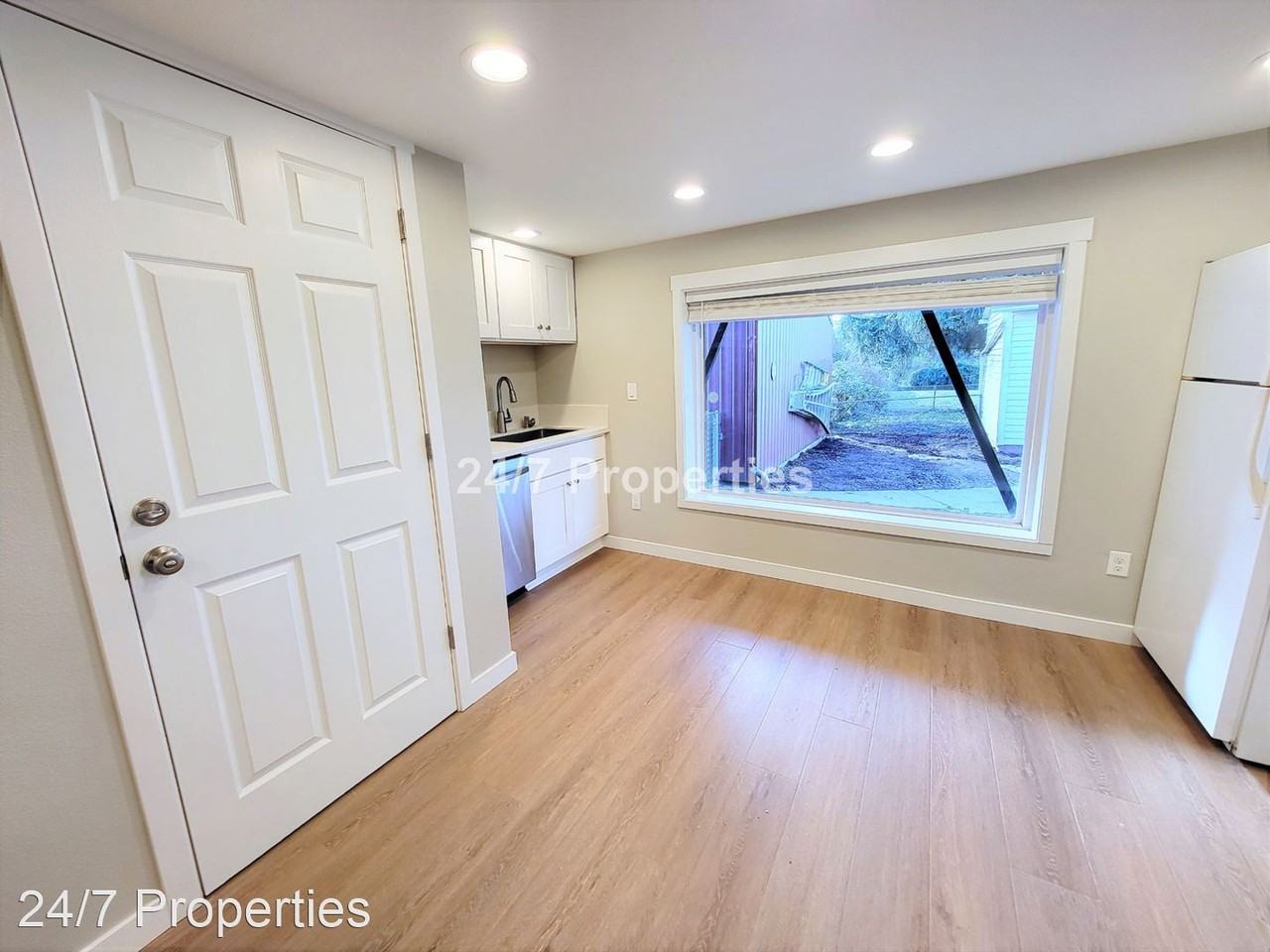 28 NE Bridgeton Rd. Apartments 28 Ne Bridgeton Rd, Portland, OR 97211