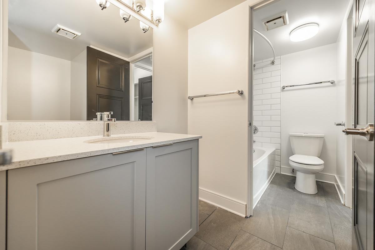 Macaulay North Apartments 980 Wordsley St, Esquimalt, BC V9A 6Y4 Zumper