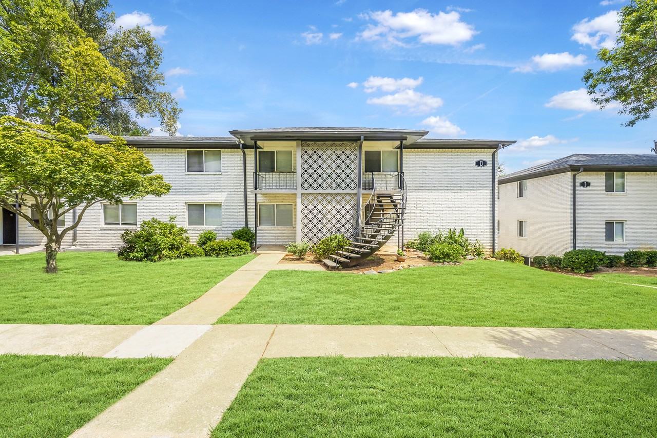 Lenox Place Apartments 2572 Lenox Road Northeast, North Atlanta, GA