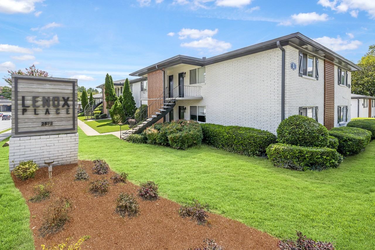 Lenox Place Apartments 2572 Lenox Road Northeast, North Atlanta, GA