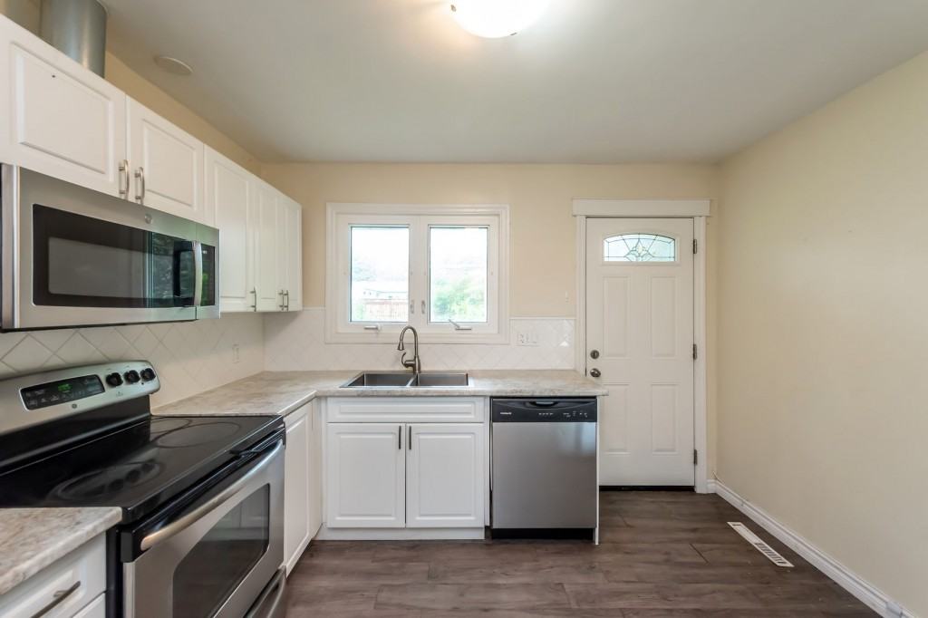 16 Strathmore Road Apartments 16 Strathmore Rd, St. Catharines, ON