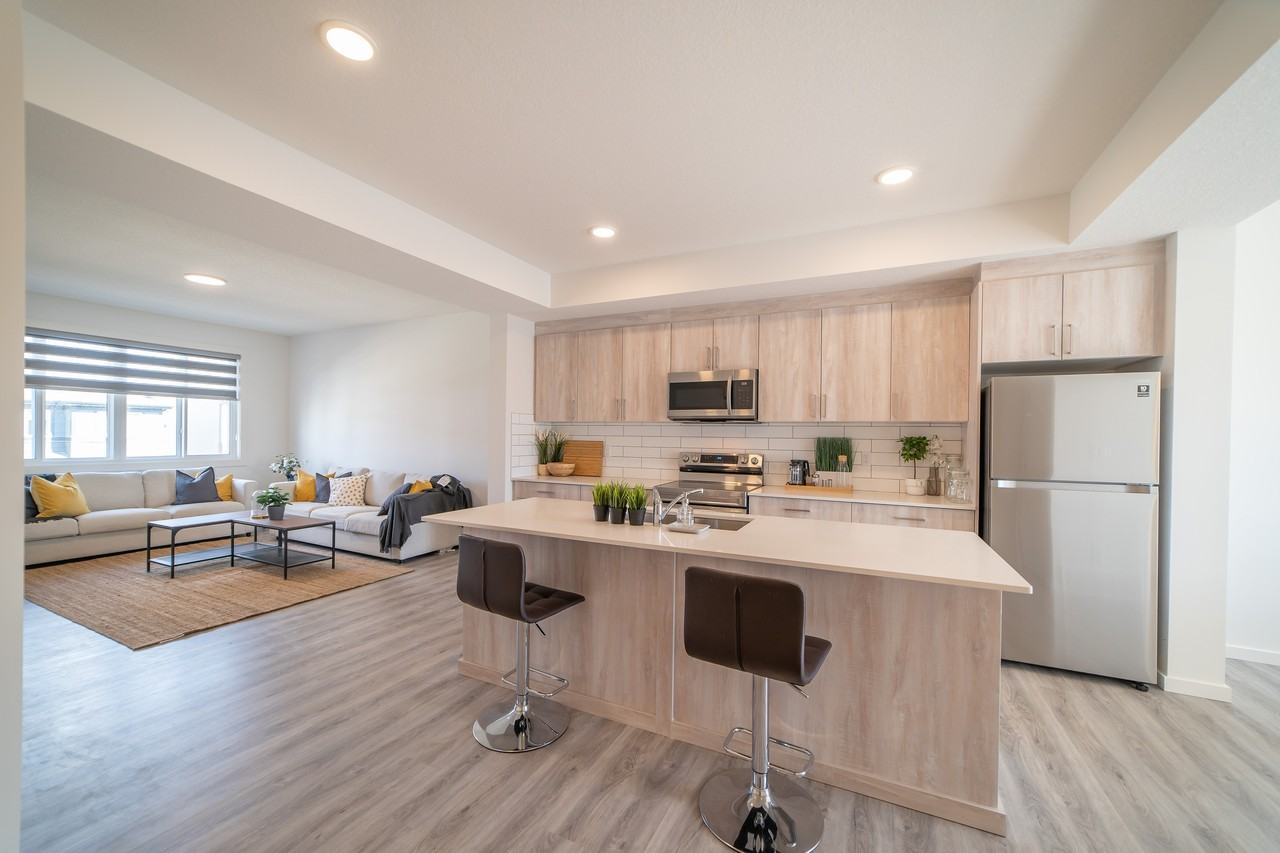 23 Bed Duplexes in Paisley Apartments 563 545563 Paterson Way Sw