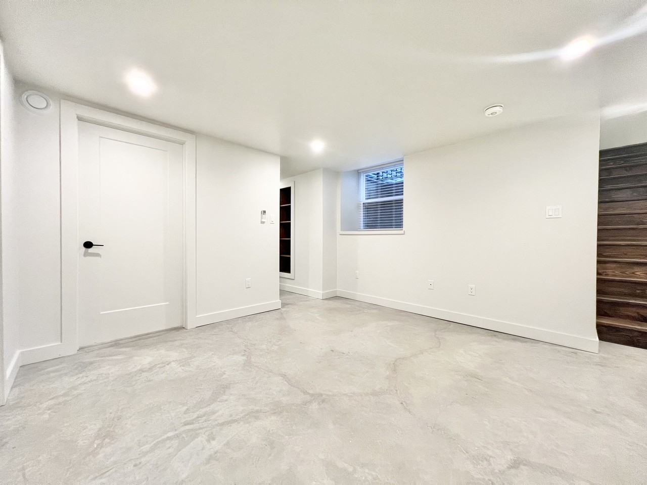 1370 Killarney Beach Road, Lefroy ON L0L 1W0 Apartments 1370