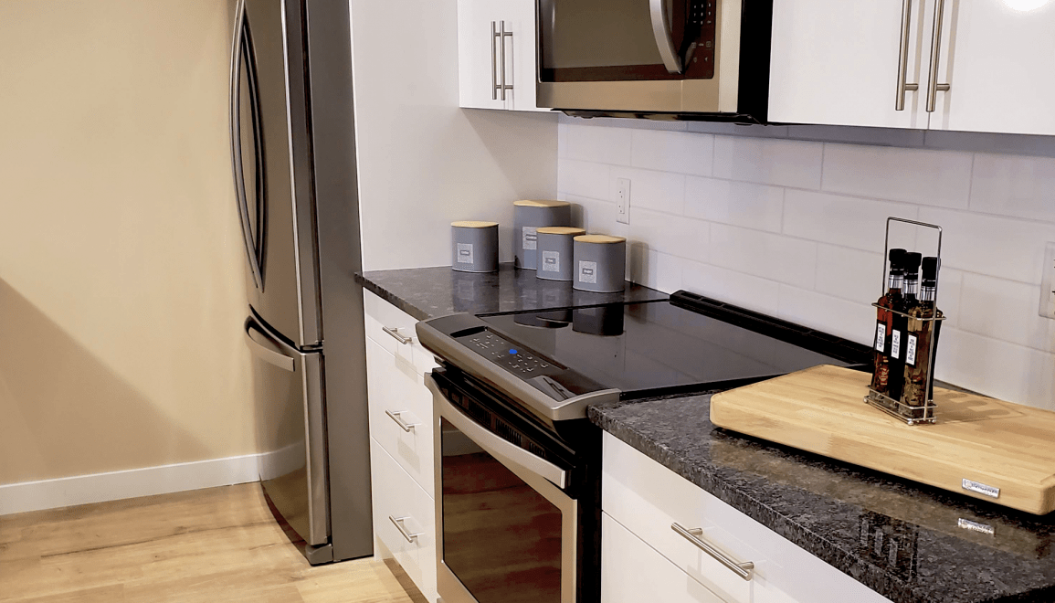 Nautical Luxury Suites at Summerside Apartments 4211 Savaryn Dr Sw