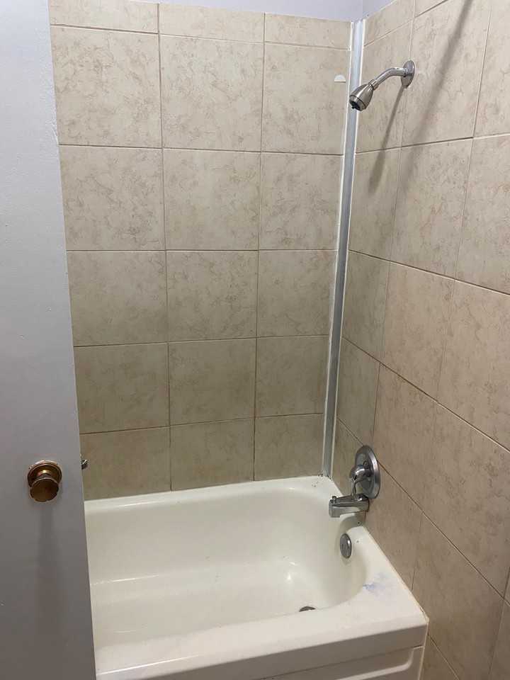 182 1/2 Locke St S Apartments 182 Locke Street South 5, Hamilton, ON