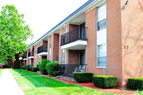 Kings Pointe Apartments E. Twelve Mile Rd., Warren, MI 48088 Zumper