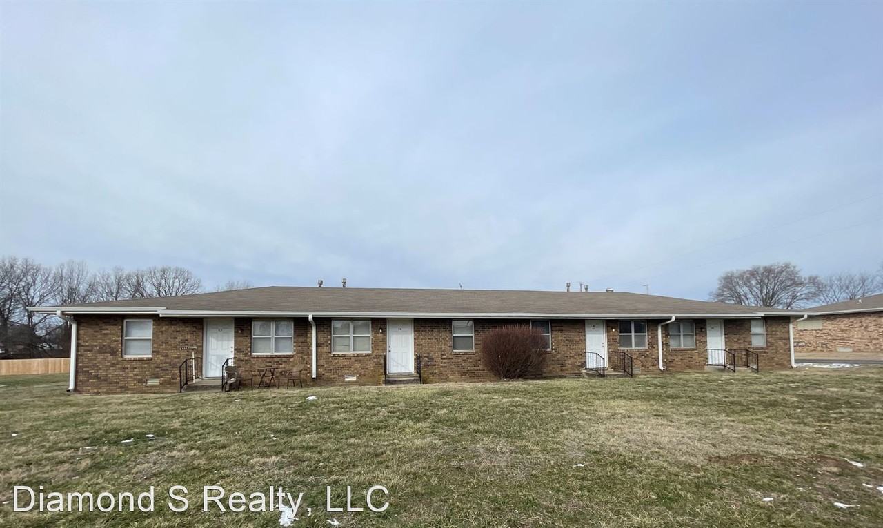 5377 South Hutchinson Court Apartments in Battlefield, MO 65619 Zumper