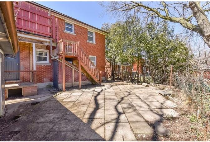 WEBER ST W (308) Main 2 Apartments 308 er Street West Main 2