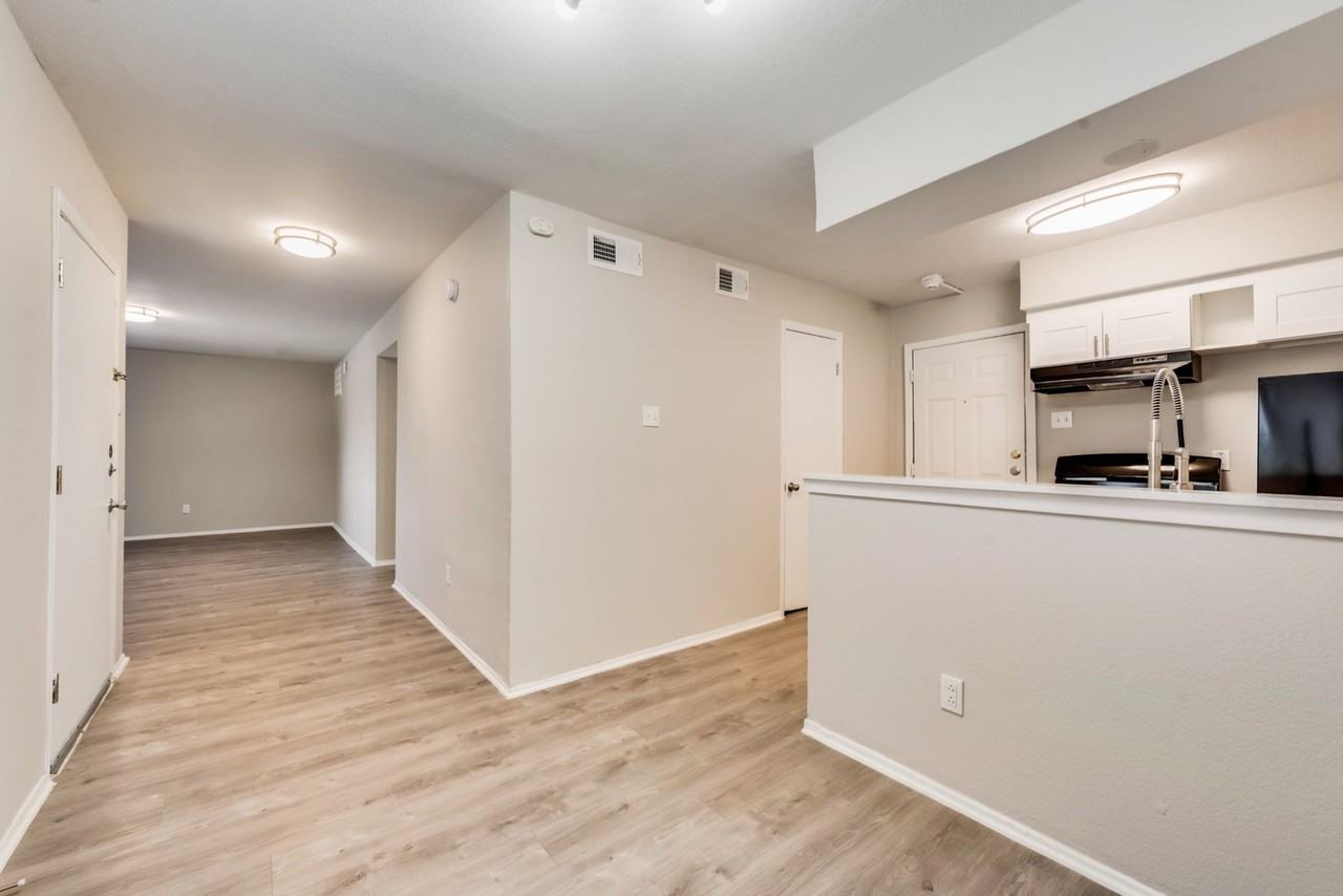 The Braxton Apartments 3602 Country Club Rd N, Irving, TX 75062 Zumper