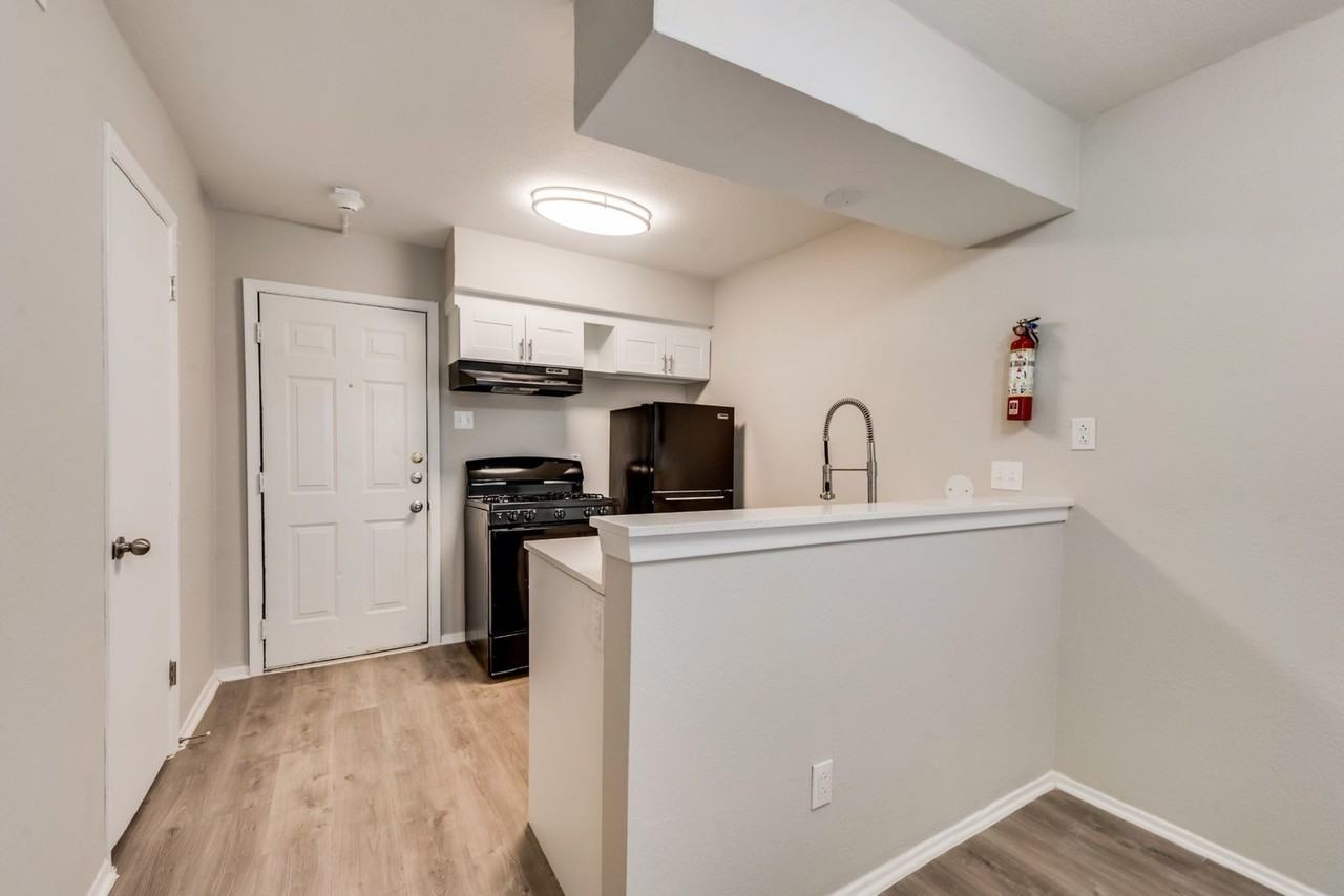 The Braxton Apartments 3602 Country Club Rd N, Irving, TX 75062 Zumper