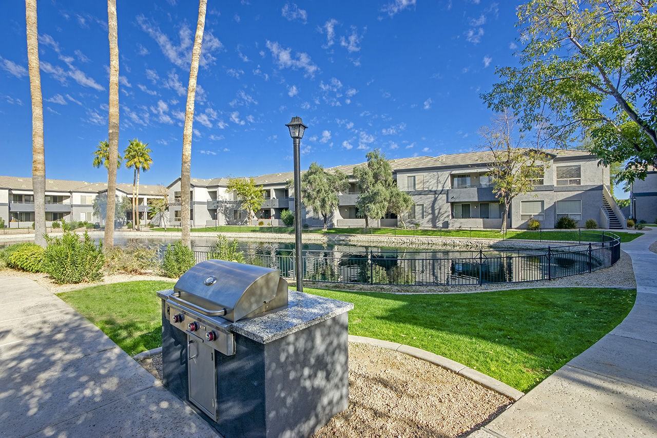 Laguna at Arrowhead Ranch Apartments 20251 N 75th Ave, Glendale, AZ