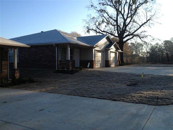 Kelly's Cove Apartments 677 E Front St, Nash, TX 75569 Zumper