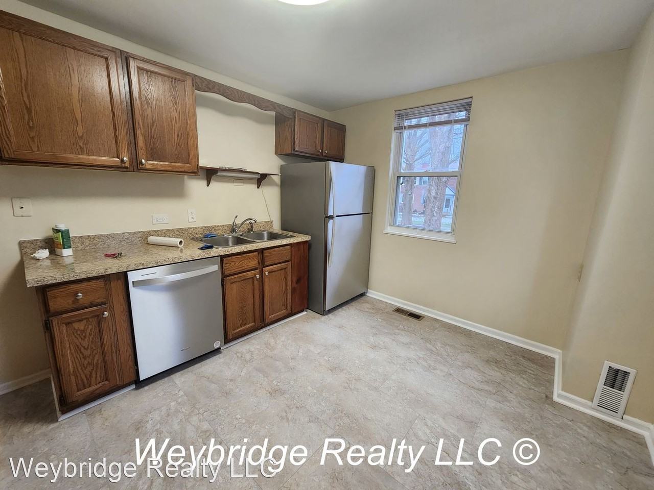 113 115 Burley Circle Apartments in Greenhills, Greenhills, OH 45218 Zumper