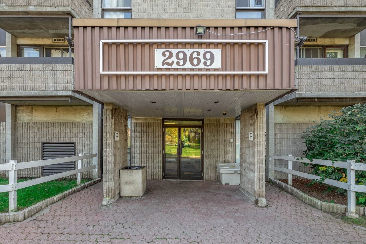 2969 Fairlea Crescent Apartments 2969 Fairlea Cres, Ottawa, ON K1V