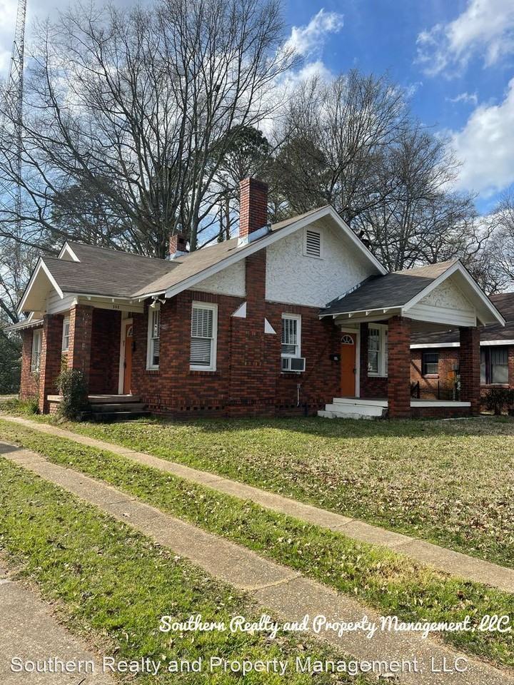 Newly Renovated Duplex Apartments S Capitol Pkwy, Montgomery, AL 36107 Zumper