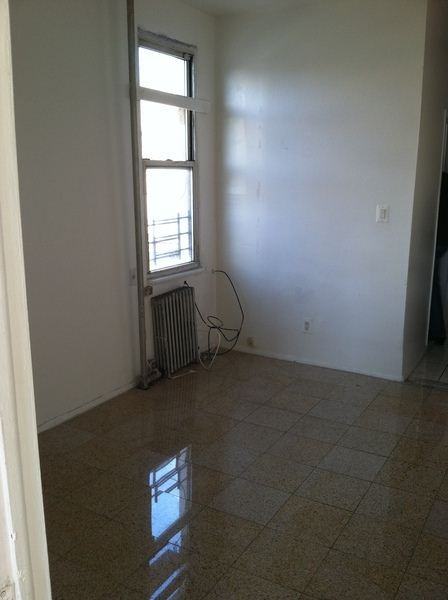 McGuinness Boulevard and green st Apartments McGuinness Blvd, New