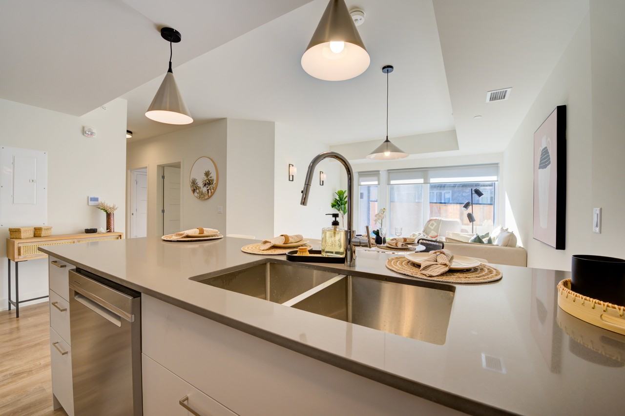 2400 Marble Crescent 406, ClarenceRockland, ON K4K 1P6 2 Bedroom