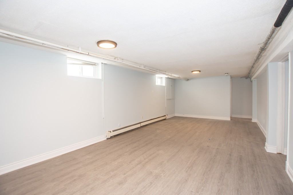 76 Merritt Street Apartments 76 Merritt St, St. Catharines, ON L2T