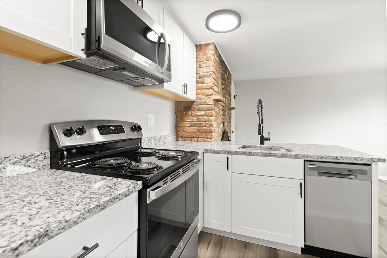 Logan Park Apartments 966 S Logan St, Denver, CO 80209 Zumper