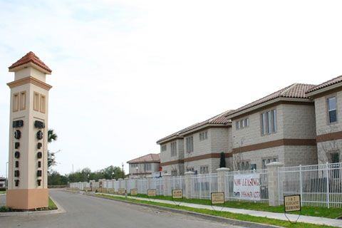 Medpoint Condominiums Apartments 1200 E Vermont Ave, McAllen, TX