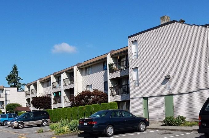 Guildford Gardens (B) Apartments 10567 150 St, Surrey, BC V3R 4B7