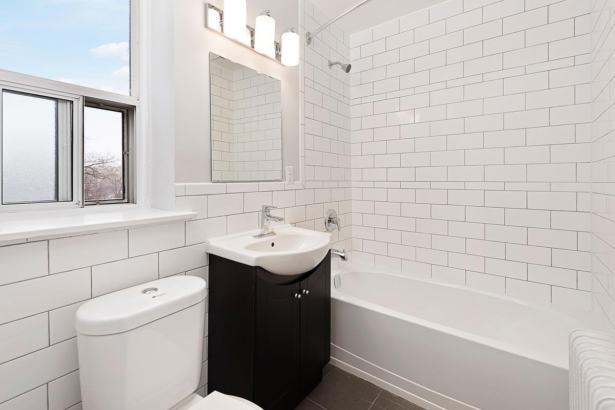 1636 Gerrard Street East Apartments 1636 Gerrard St E, Toronto, ON