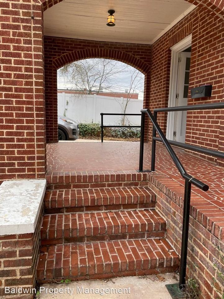 237/239 N 2nd St Apartments in Downtown Albermarie, Albemarle, NC 28001