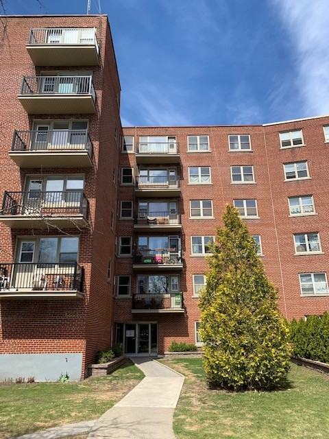 3665 Ridgewood Apartments 3665 Avenue Ridgewood, Montréal, QC H3V 1B6