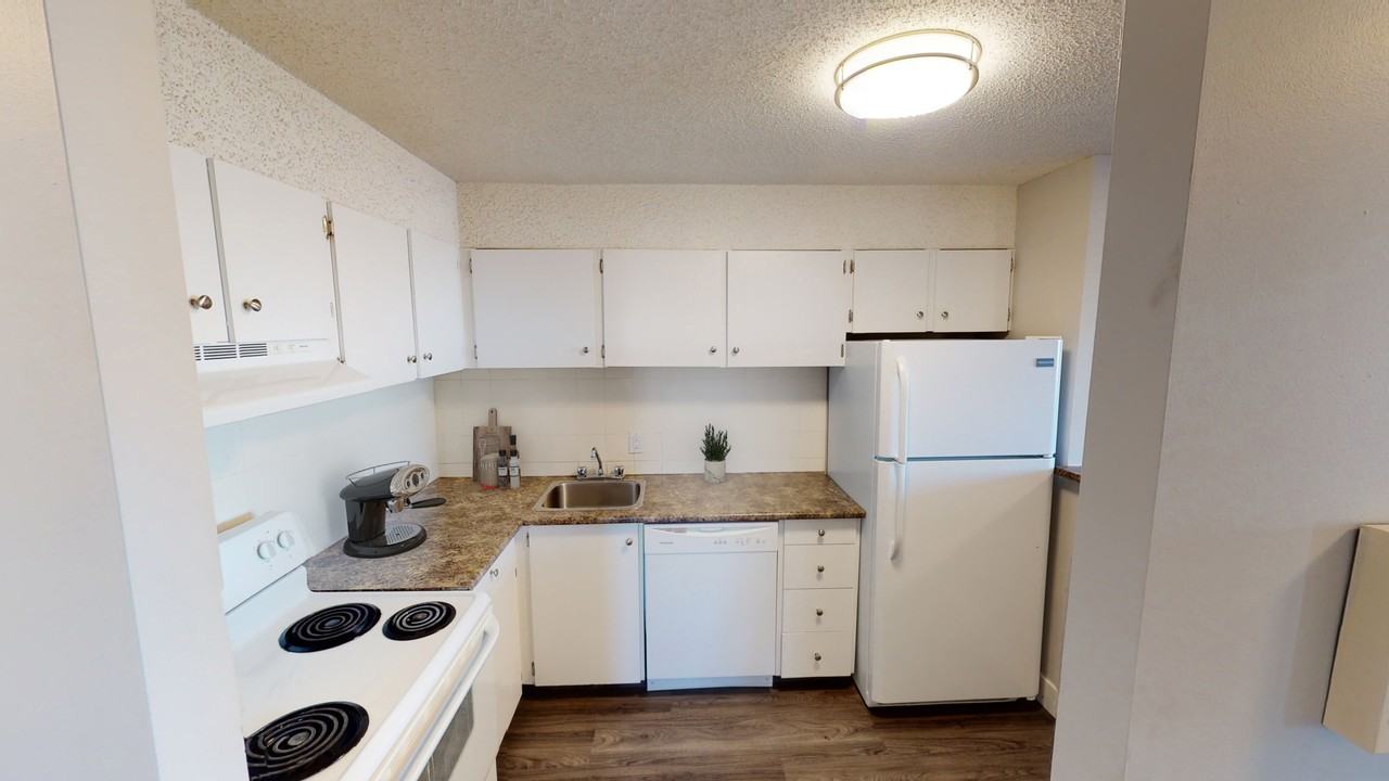 Stanley Park Place Apartments 4637 Macleod Trail Sw, Calgary, AB T2G