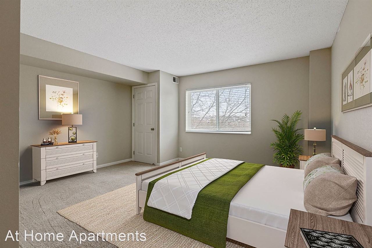 Waterford Place Townhomes Apartments 1110 Town Centre Dr, Eagan, MN