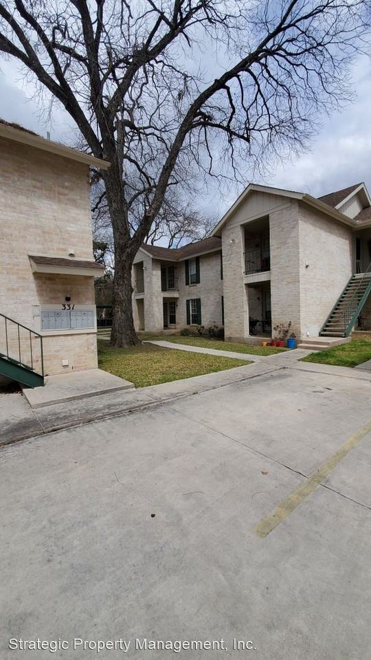 Monte Vista Apartment Home Apartments 331 W Mistletoe Ave, San