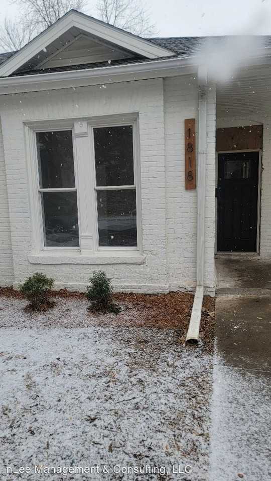 1818/1820 Jones Street Apartments in Saint Joseph, MO 64501 Zumper