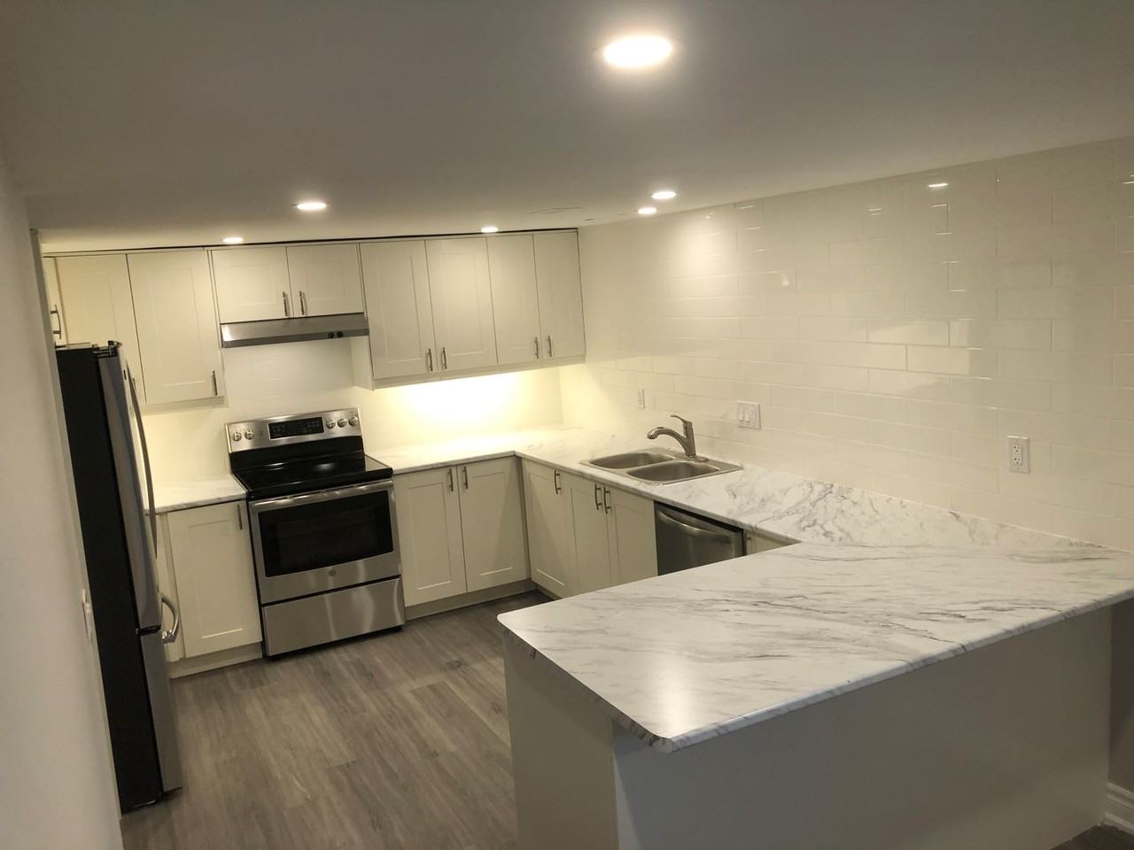 61 Dufferin Street, Basement Unit Apartments 61 Dufferin St, Welland