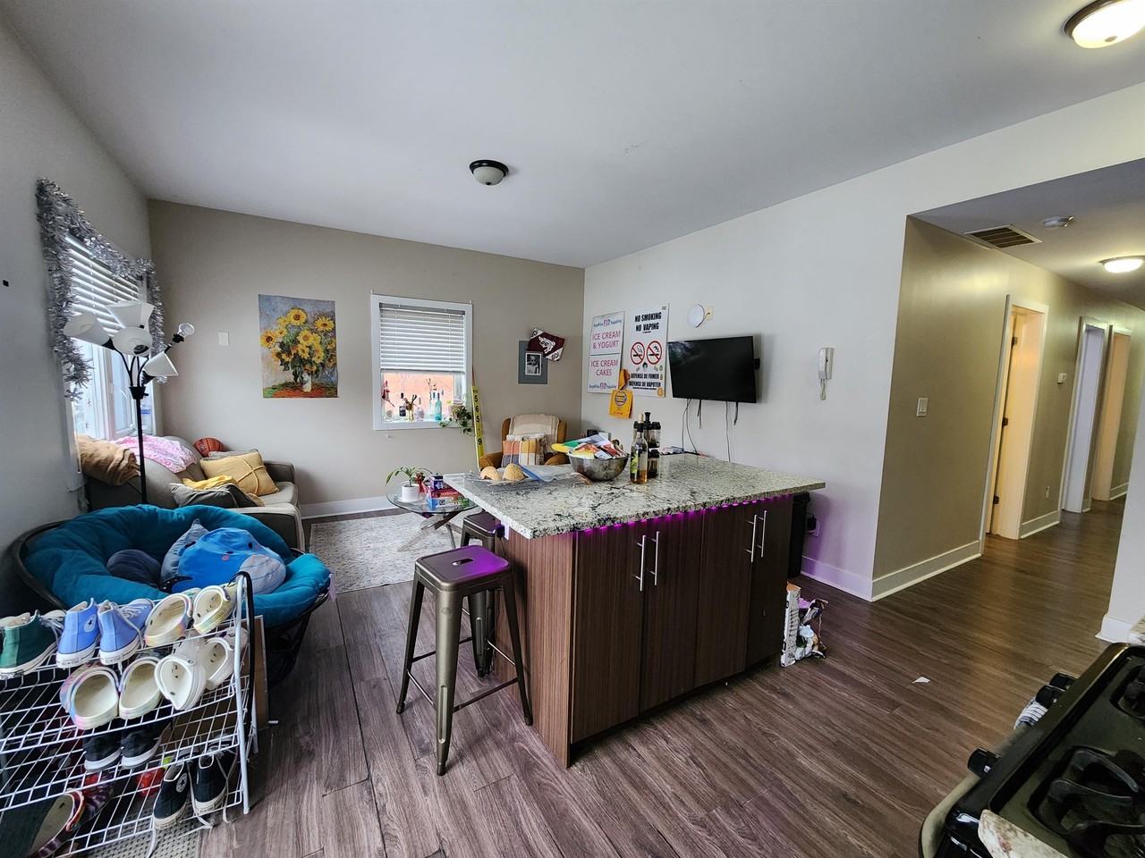 347 Stewart Street Apartments 347 Stewart St, Ottawa, ON K1N 6K7 Zumper