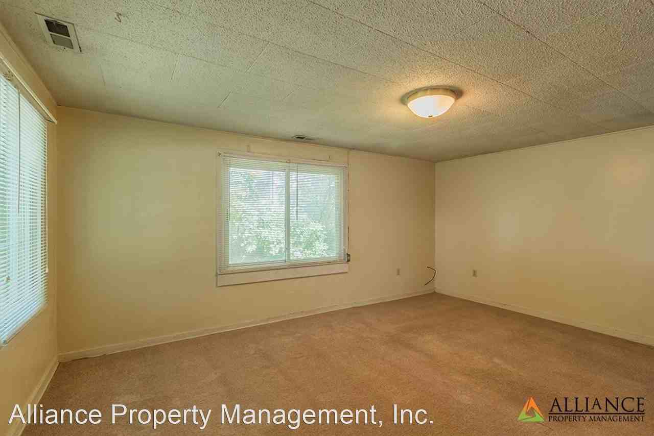 513515 Fremont St Apartments 513 Fremont St 515, Manhattan, KS