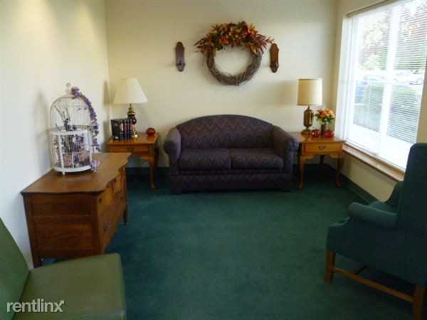 Highland Commons Apartments 1702 E Melody Cir, Port Angeles, WA 98362