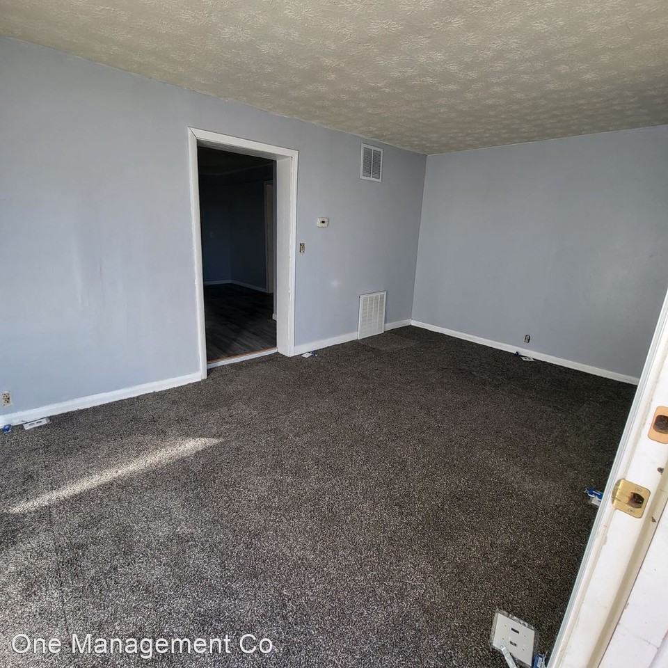 803 Garfield Ave Apartments in Lancaster, OH 43130 Zumper