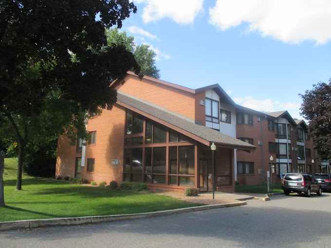 Park Embassy Apartments 4450 Boulevard, St. Louis Park, MN