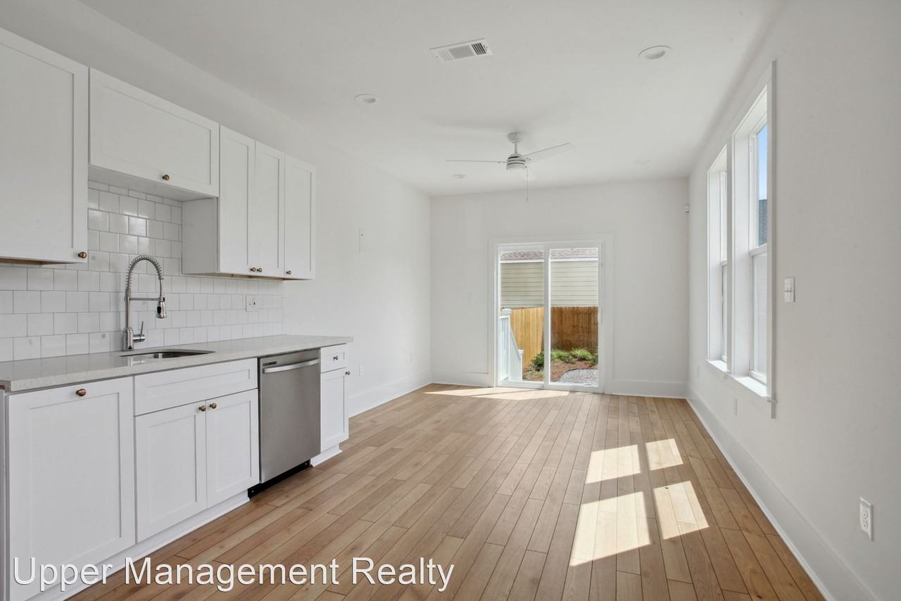 2832 2834 Josephine Street Apartments in Central City, New Orleans