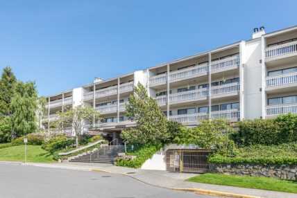 Beacon Park Apartments 151 St. Andrews St, Victoria, BC V8V 2M9 Zumper