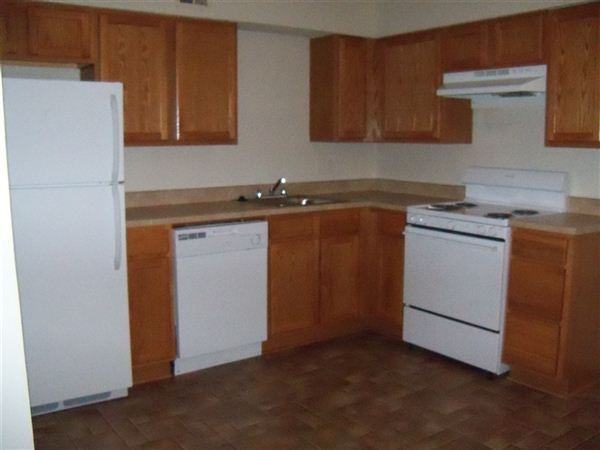 Brentwood Park Apartments 3621 Blue Ridge Ext, Grandview, MO 64030