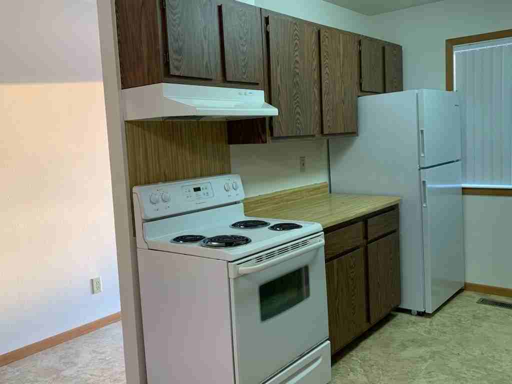 Homestead Townhouses Apartments 861 Pine St, Winner, SD 57580 Zumper