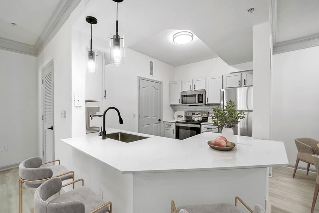 Halston Four Corners Apartments 1000 Ketner St, Davenport, FL 33897