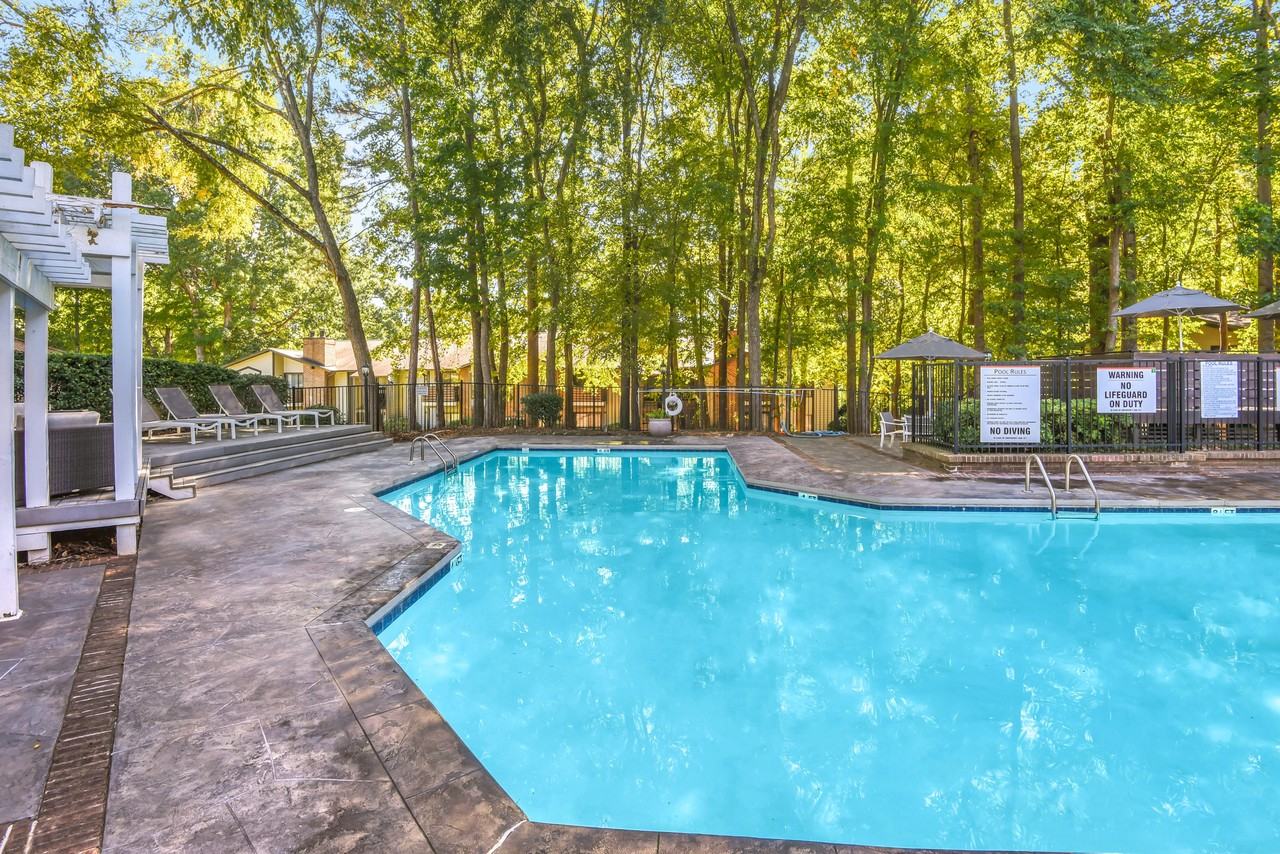 Madison Southpark Apartment Homes Apartments 4605 Colony Rd