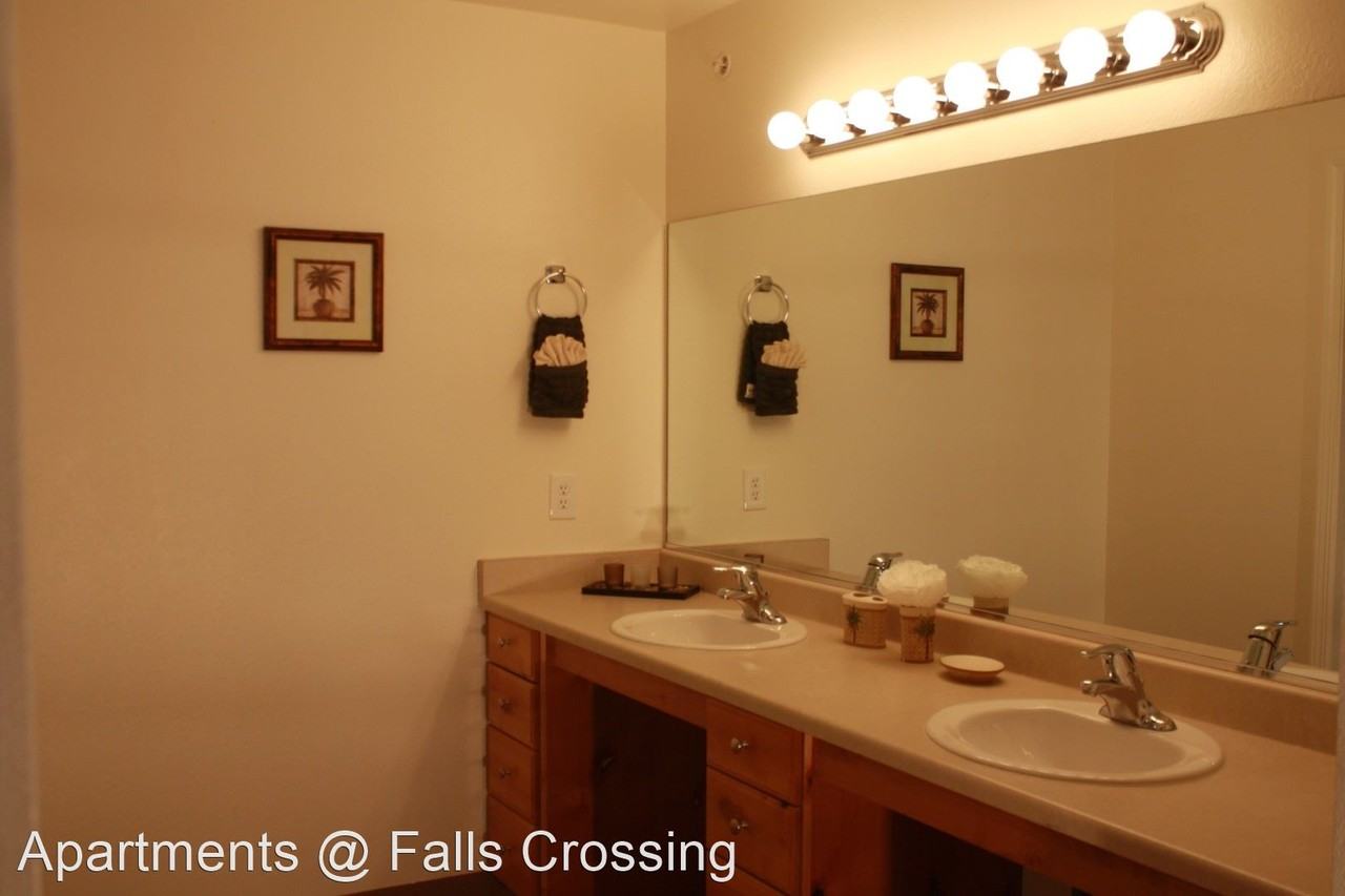 Apartments Falls Crossing 122 Falls Ave W, Twin Falls, ID 83301