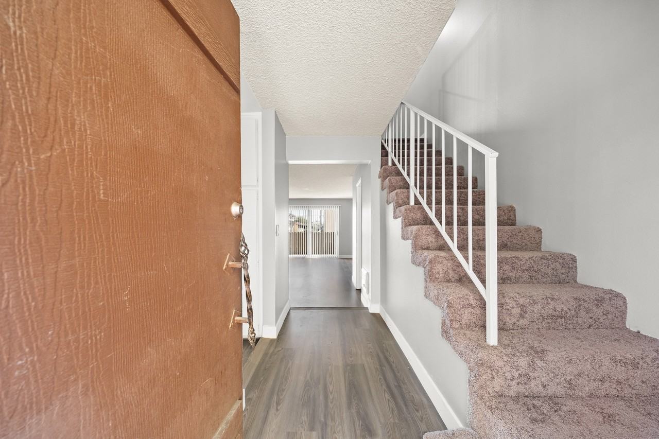 930 N. Enterprise Ave. Apartments 930 Enterprise Ave, Inglewood, CA