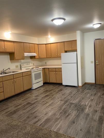 WALNUT GROVE APTS LLC Apartments 1103 Whitewater Ave, Fort Atkinson