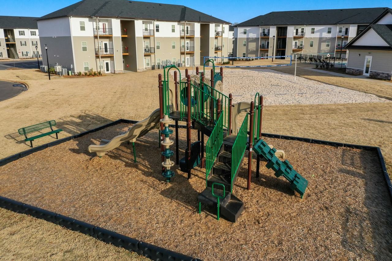 Waters Edge Apartments 801 Aqua Springs Dr, Spartanburg, SC 29301 Zumper