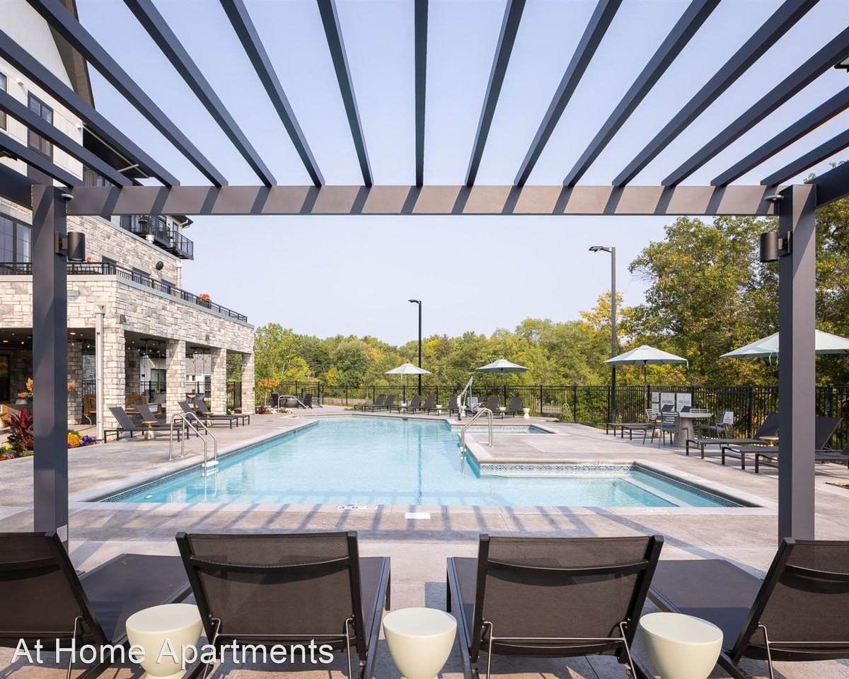 The Reserve at Sono Apartments 400 Oak Grove Ln, Arden Hills, MN
